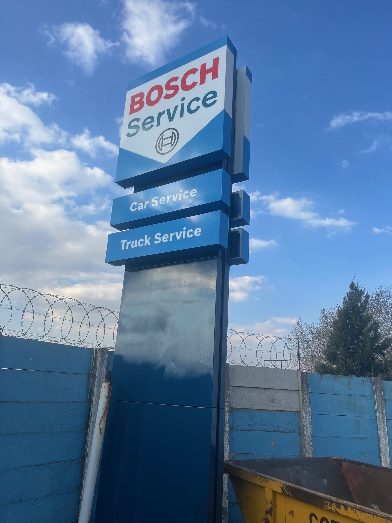 Bosch Pylon